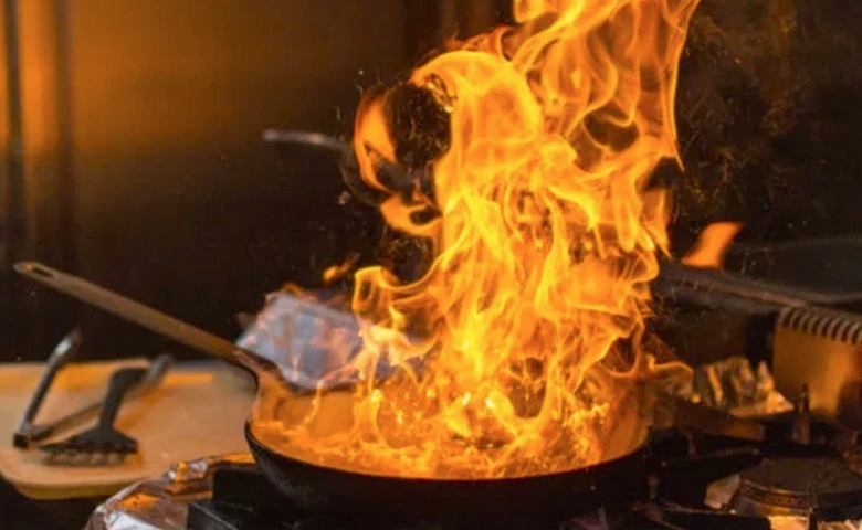 požiar pri varení